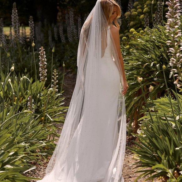 NEW COOPER VEIL PEARL CATHEDRAL LENGTH VEIL main image 4